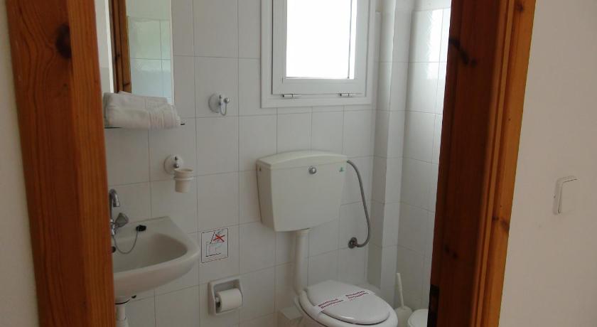 Image of One-Bedroom Apartment with Sea View 6