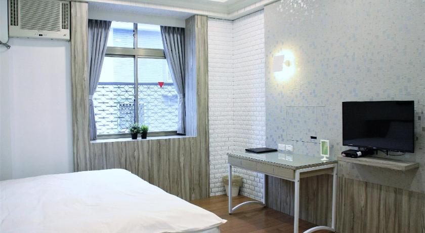 Image of Deluxe Double or Twin Room 12