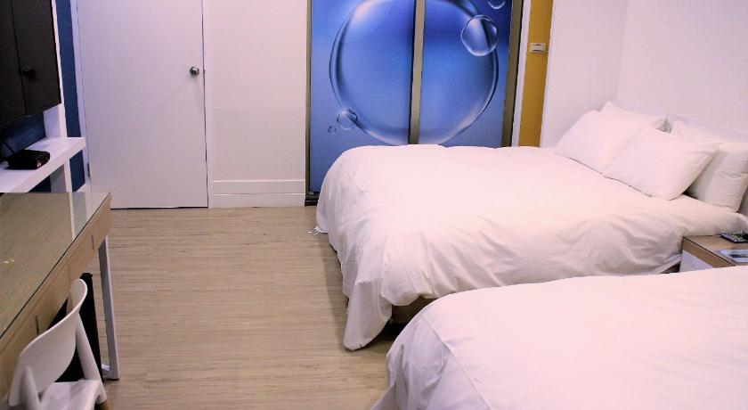 Image of Family Rooms 15
