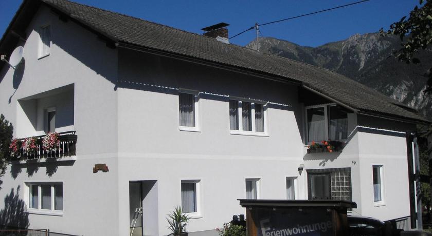 Ferienwohnungen Familie Jarnig Inge — Hotel in Hermagor