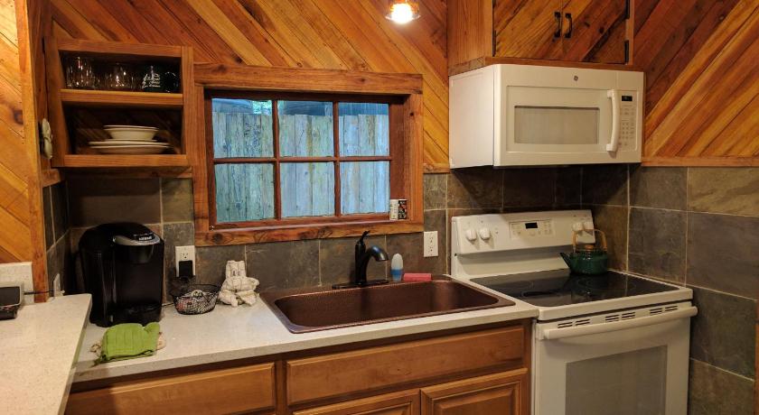 Emerald Forest Cabins 753 Patricks Point Dr Trinidad