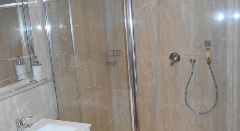 Image of Superior Triple Room 2