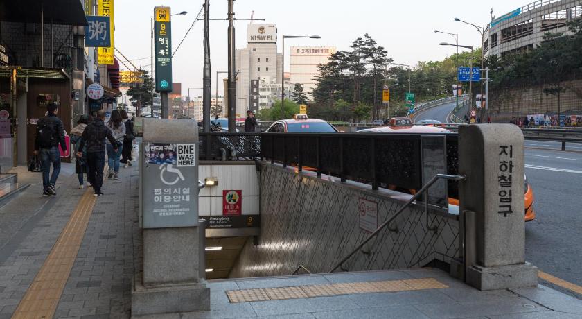 ソウル Myeongdong Sunshine Guesthouse  2つ星 ホテル 外観