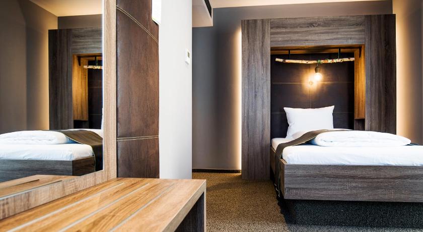 RiKu HOTEL Ulm photo