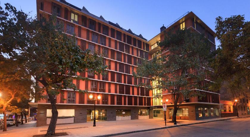 Novapark — Hotel in Santiago