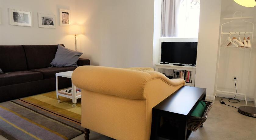 รูปของสุพีเรียร์อพาร์ตเมนต์แบบหนึ่งห้องนอน (Superior One-Bedroom Apartment) 7