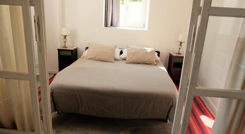 รูปของสุพีเรียร์อพาร์ตเมนต์แบบหนึ่งห้องนอน (Superior One-Bedroom Apartment) 13