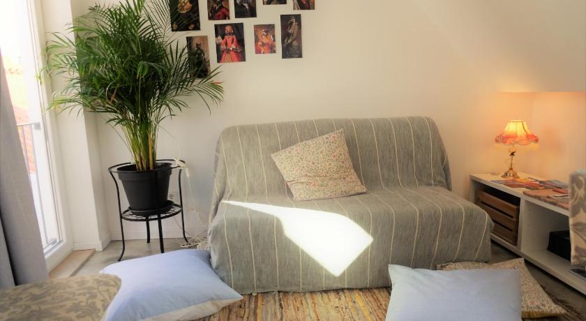 รูปของOne-Bedroom Apartment with Private Terrace and River View 13