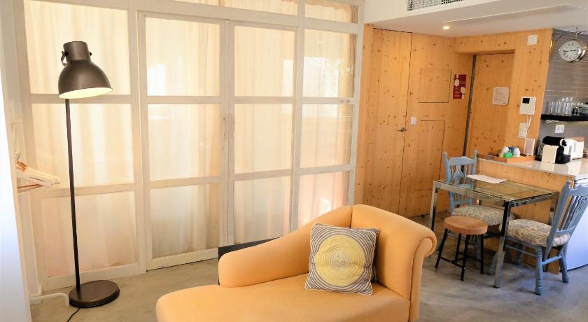 รูปของสุพีเรียร์อพาร์ตเมนต์แบบหนึ่งห้องนอน (Superior One-Bedroom Apartment) 14
