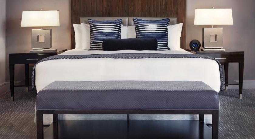 Image of Premier Suite 7