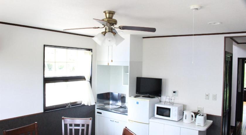 冲绳岛 Tropical Lodge Booya 1星级 酒店 大堂