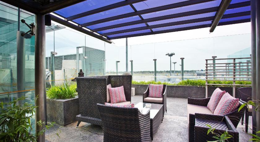 Ambassador Transit Lounge Terminal 2 photo