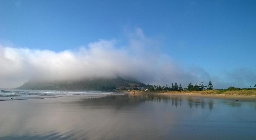 @ the beach &amp; not quite @ the beach Holiday Cottages - Stanley — Hotel in Stanley