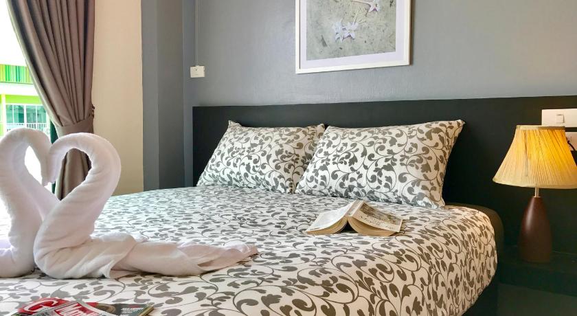 Image of Superior Double Room with Balcony 7