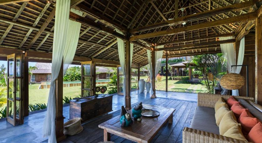 Image of Four-Bedroom Residence with Private Pool 7
