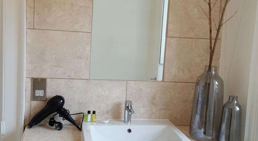 Grigshot Apartment - image 14