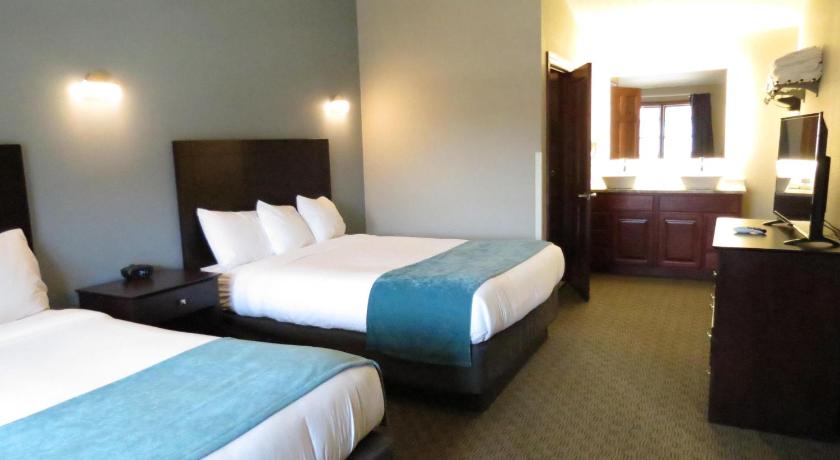 Edgewater Hotel and Suites — Hotel in Put In Bay (OH)