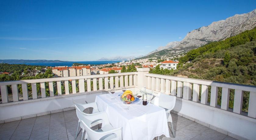 Villa Luce mit Pool photo