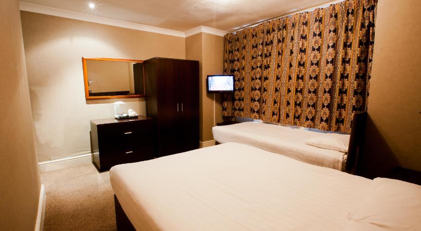 Rossmore Hotel photo