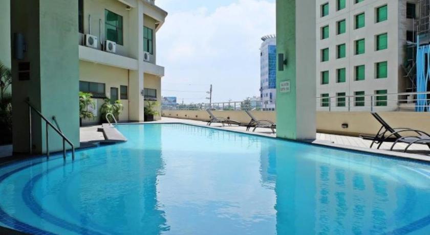 Cebu Mandarin Plaza Hotel 3-Star Hotel restaurant