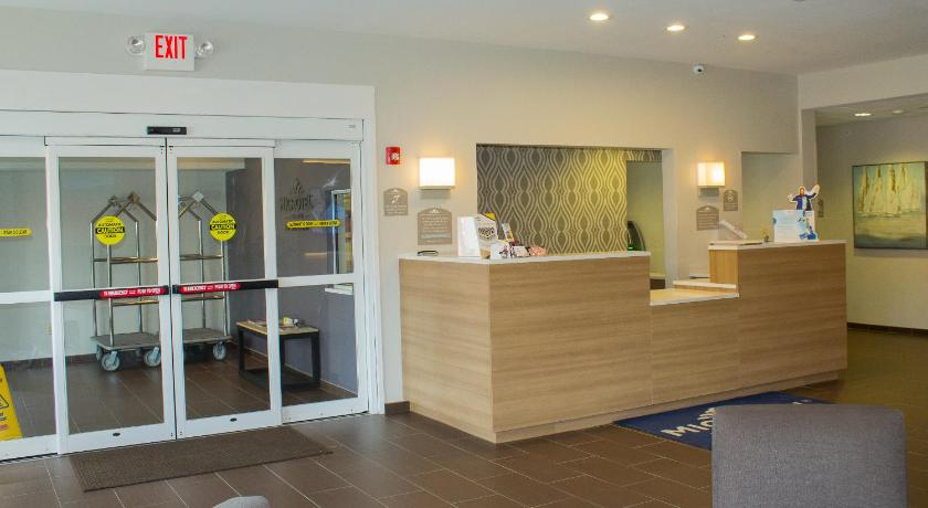 Microtel Inn & Suites Penn Yan Finger Lakes Region