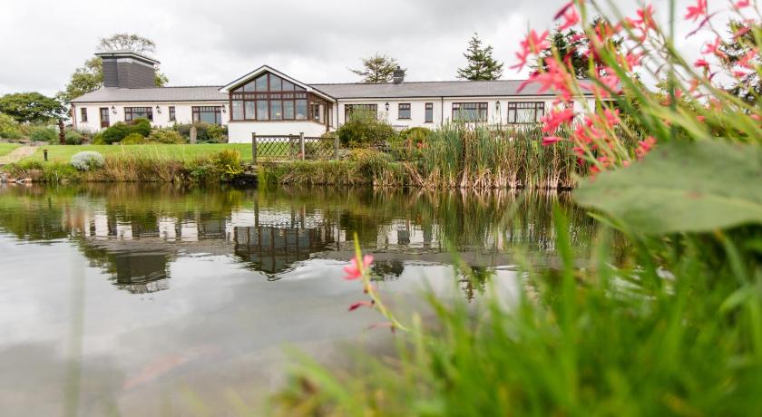 Ael y Bryn Luxury B&amp;B, North Pembrokeshire — Hotel in Eglwyswrw