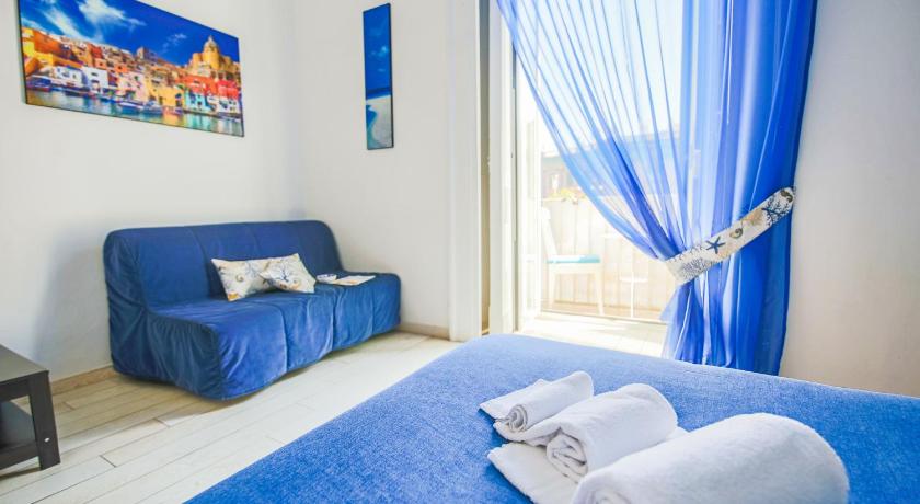 Image of Quadruple Room with Private Bathroom 2