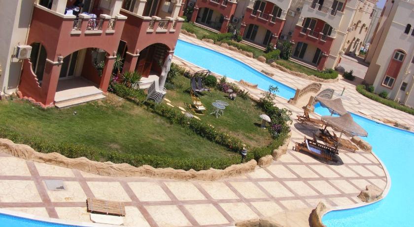 La Sirena Hotel & Resort - Families only im Detail