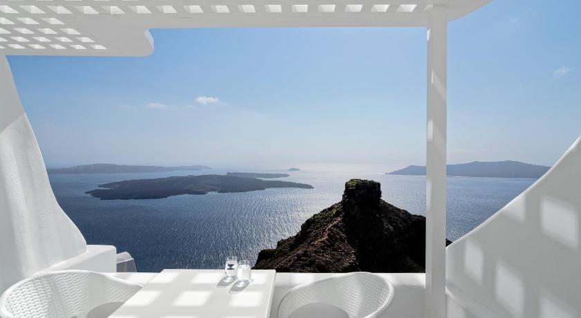 Image of Superior Studio with Caldera View 1