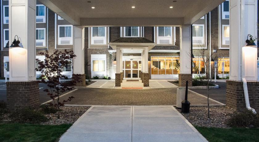 Microtel Inn & Suites Penn Yan Finger Lakes Region