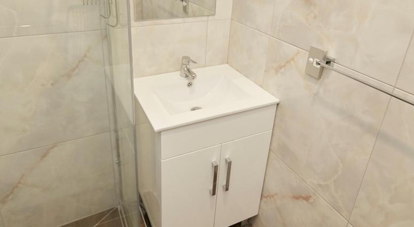 Image of Double Room 9