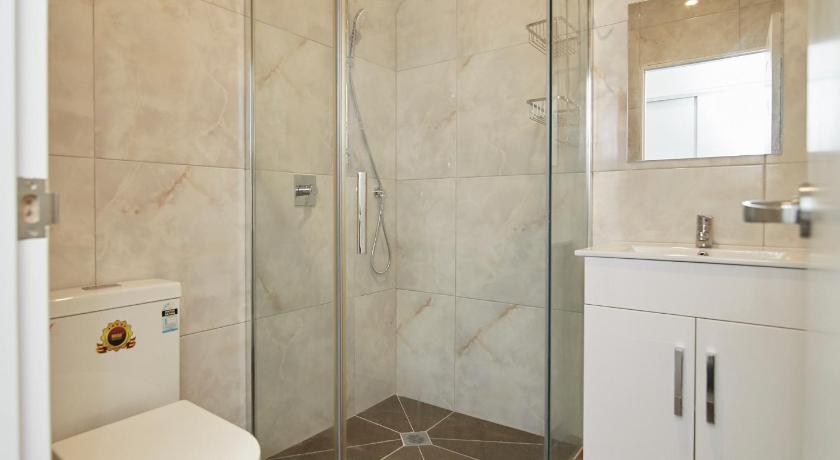 Image of Twin Room 3