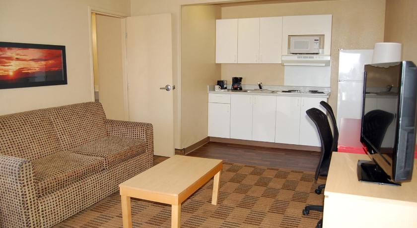 Extended Stay America Suites - Greensboro - Wendover Ave. - Big Tree Way