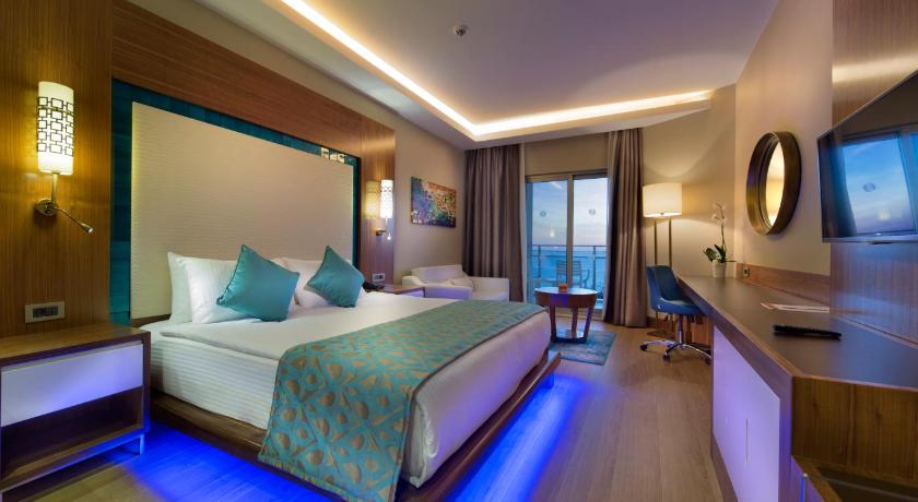 Ramada Resort by Wyndham Kusadasi photo
