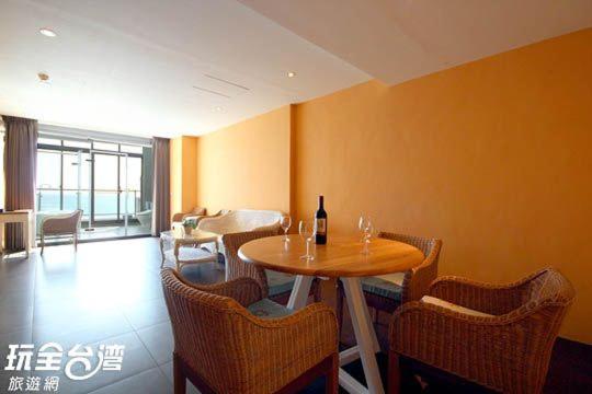 Image of Skylight Premier 15