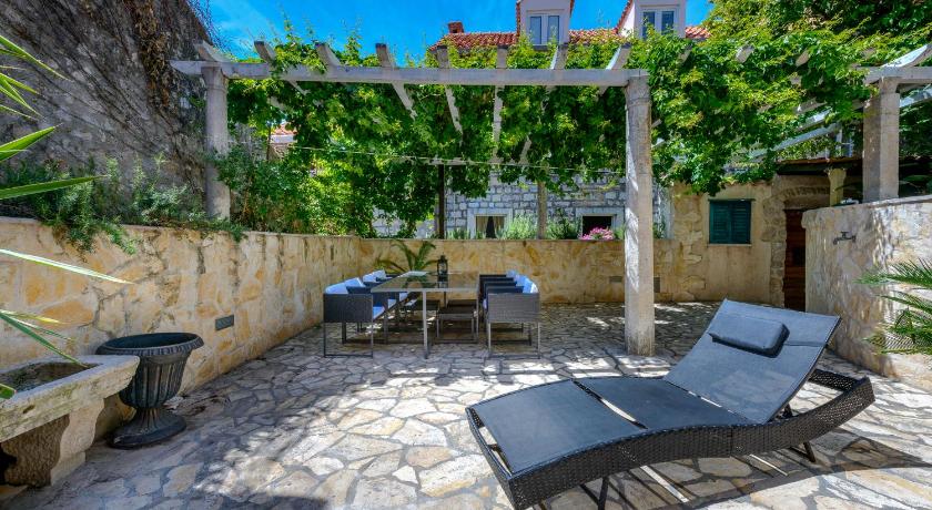 Dubrovnik Old House — Hotel in Dubrovnik