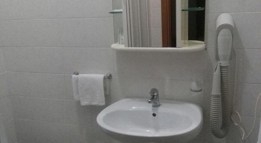 Hotel ILLI photo