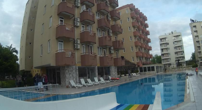 Lara Hadrianus Hotel