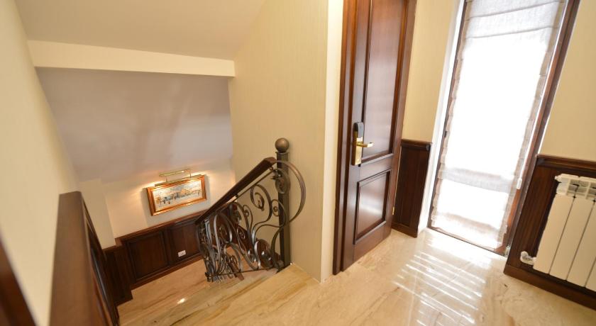 Noblesse Boutique Hotel - image 31