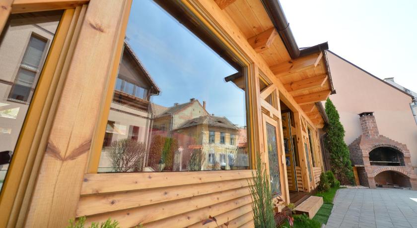 Noblesse Boutique Hotel - image 29