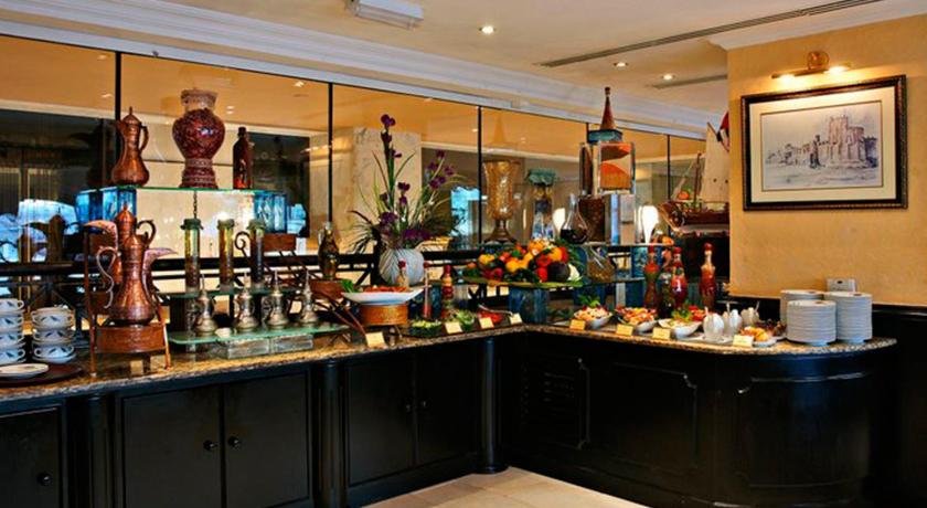 Arabian Courtyard Hotel & Spa - image 12
