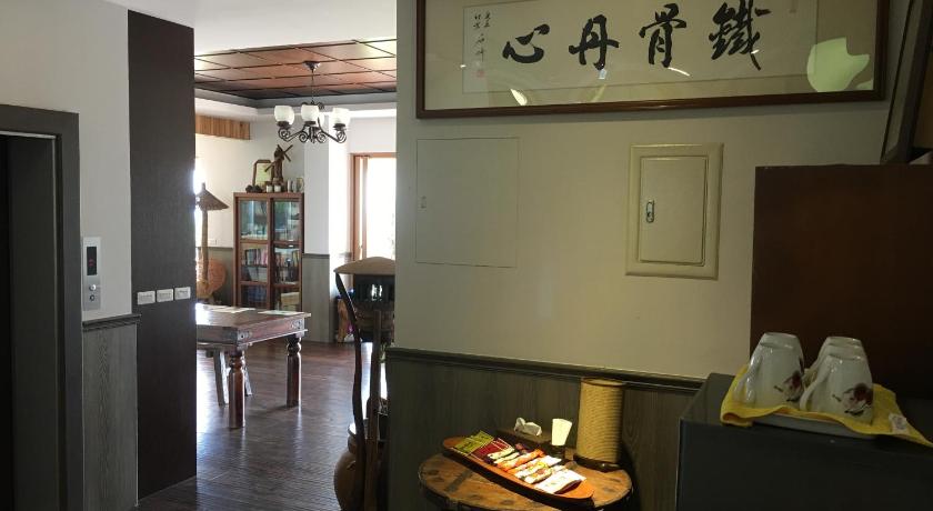 Image of Quadruple Room with Sea View 9