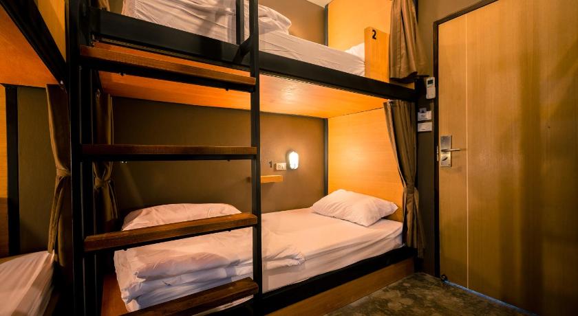 Image of Bed in 6-Bed Mixed Dormitory Room 12
