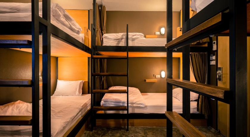Image of 1 Person in 6-Bed Dormitory with Shared Bathroom - Female Only 7