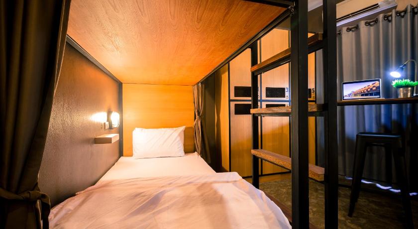 Image of Bed in 6-Bed Mixed Dormitory Room 11