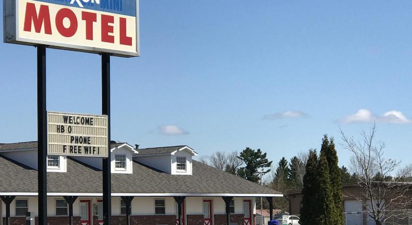 Exxon Quik Stop &amp; Motel — Hotel in Wausaukee (WI)