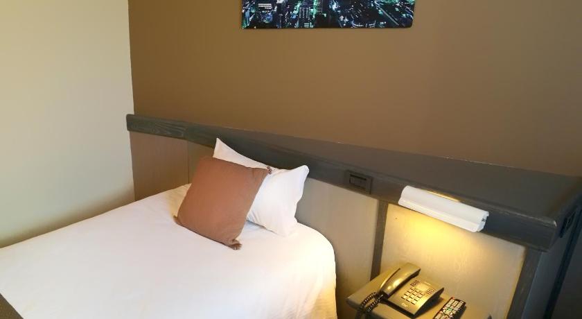 Image of Single Room with Shower 1