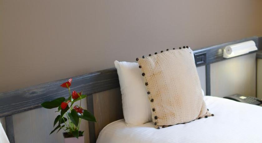 Image of Superior Twin Room 7