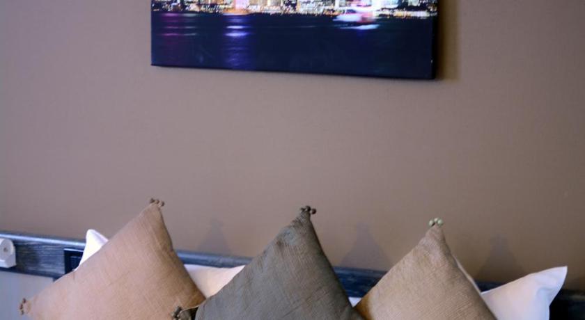 Image of Standard Double Room 4