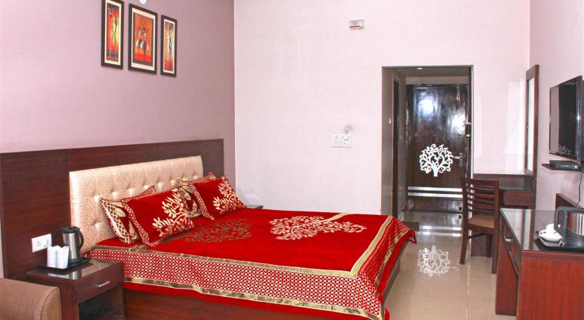 Hotel Shikhar & Restaurant